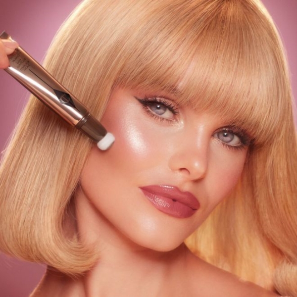 Charlotte Tilbury Hollywood Contour Wand